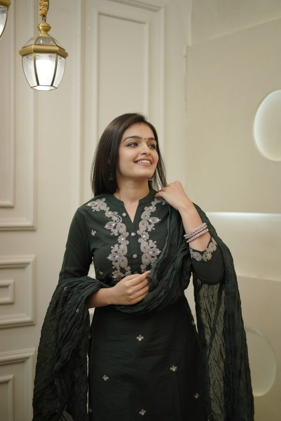 Green Embroidered Cotton Kurta Set With Mulmul Dupatta